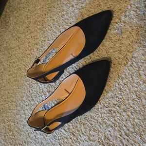 Old Navy Dressy Black Flats with Pointed toe - Size 8